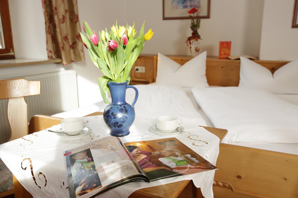 Gaestehaus Ethiko Ettal Habitación foto
